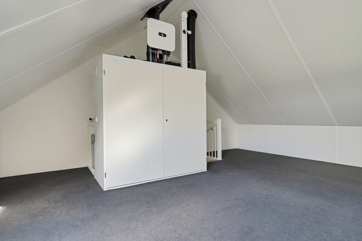 Photo 21 of Drostenstraat 111