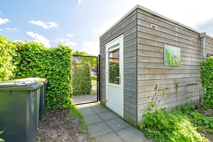 Photo 22 of Drostenstraat 111