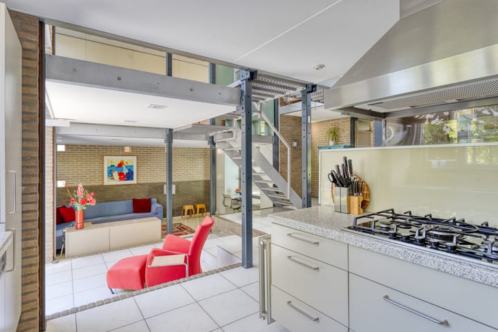 Foto 30 van Engelsbergenstraat 59