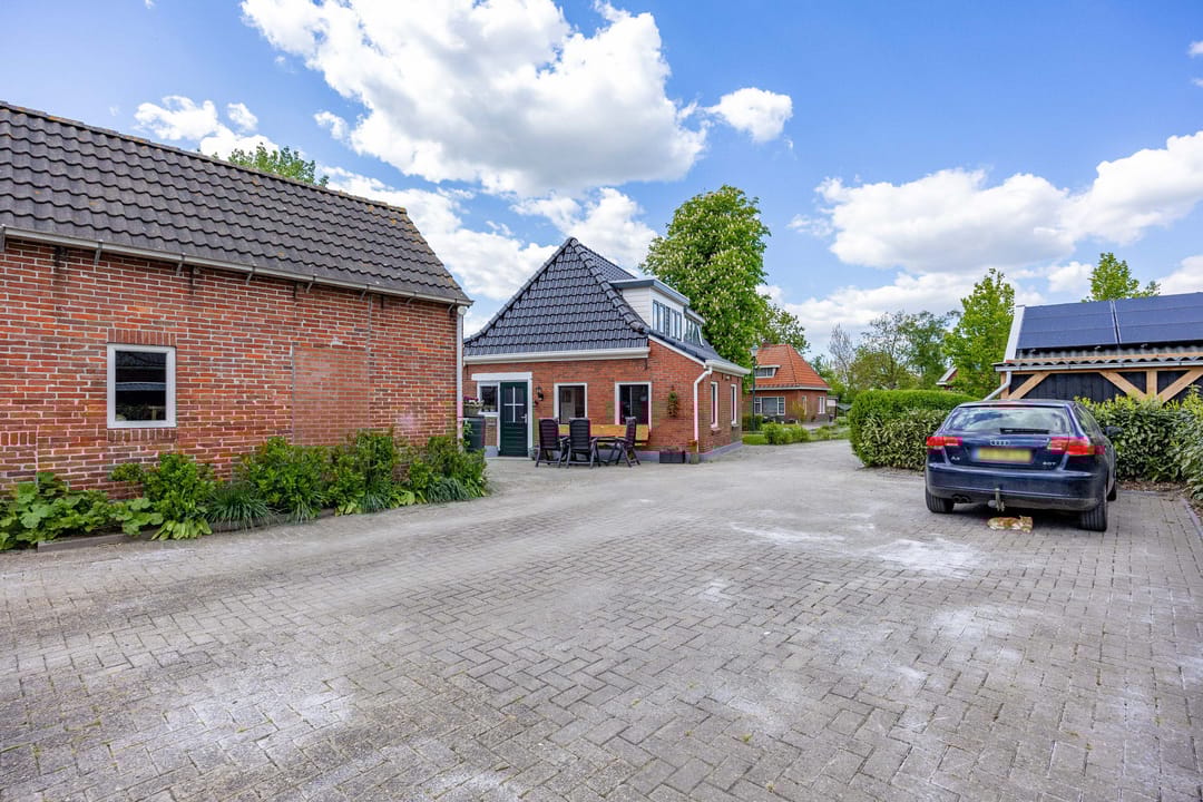 Photo 37 of Dorpsstraat 52