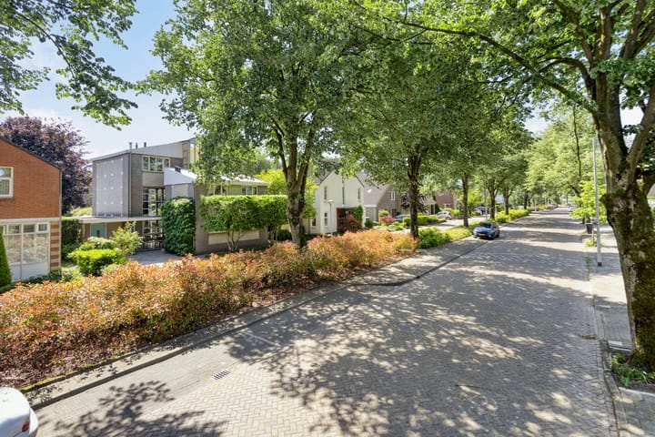 Foto 16 van Engelsbergenstraat 59