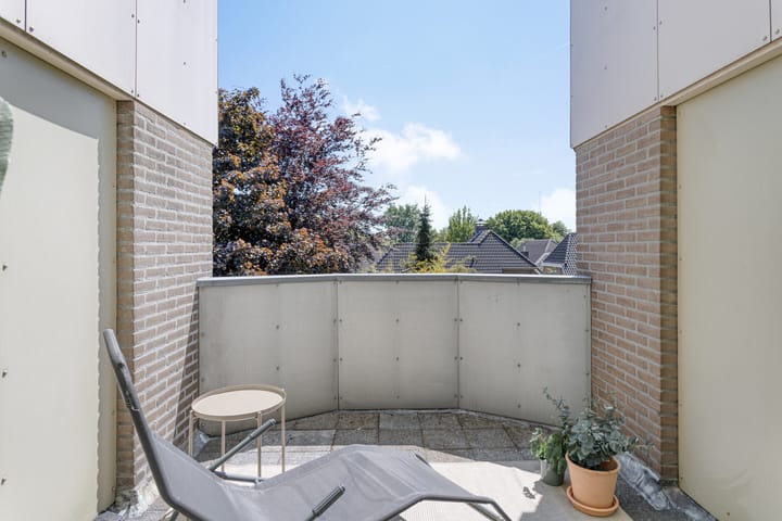 Foto 51 van Engelsbergenstraat 59