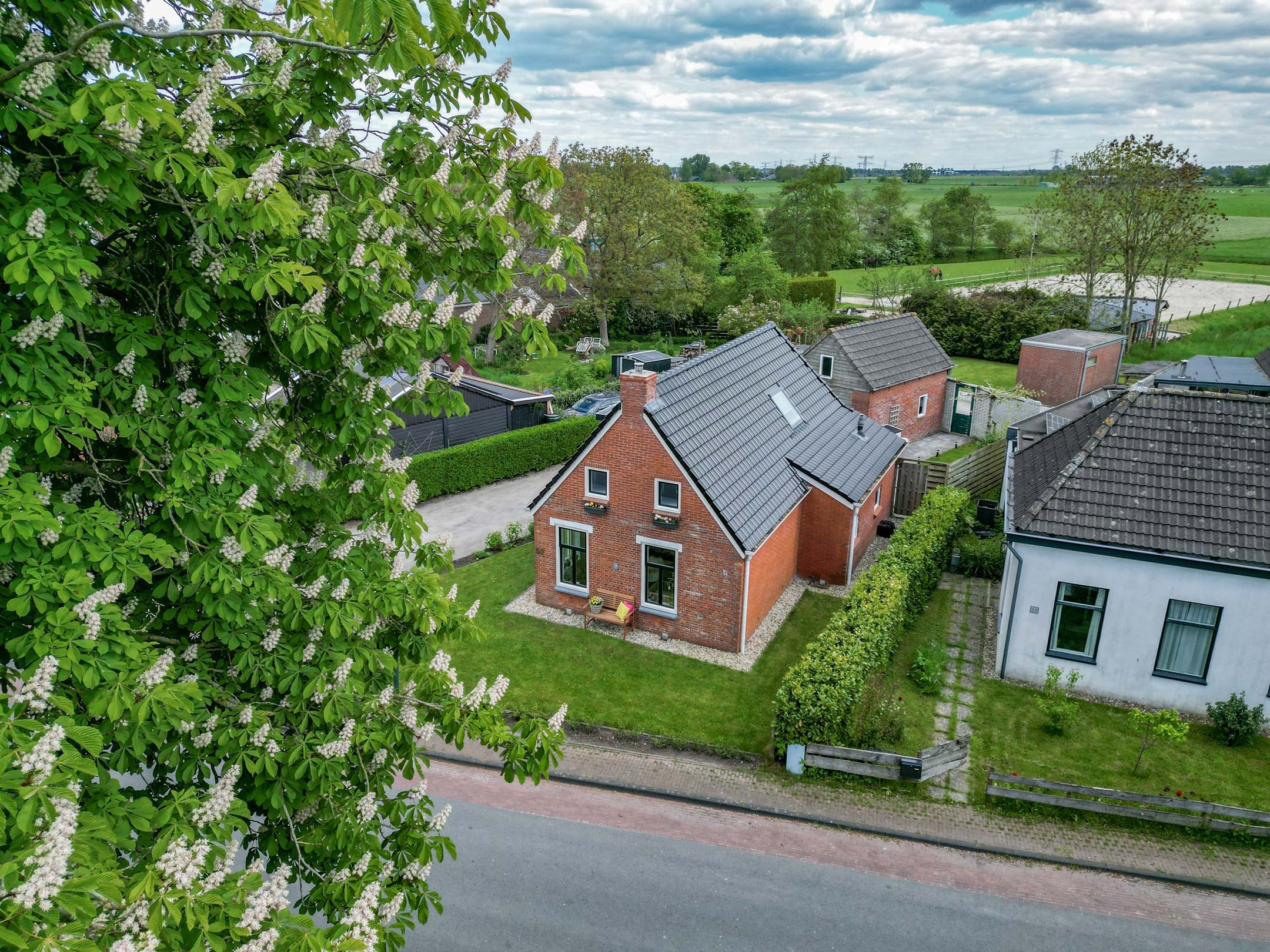 Photo 6 of Dorpsstraat 52