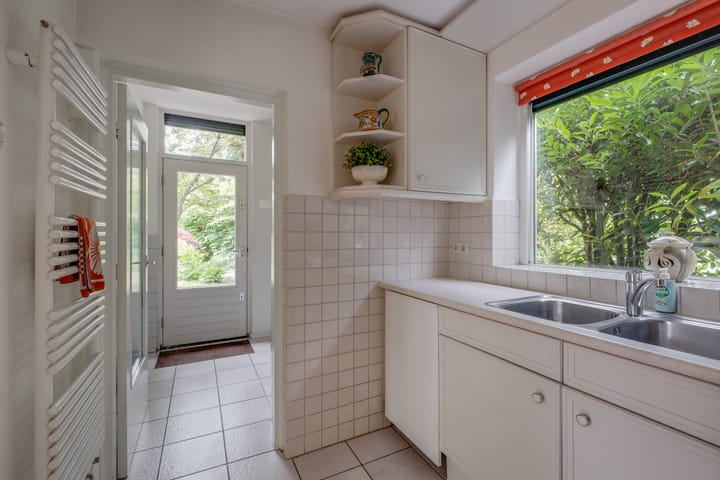 Foto 11 van Emmastraat 8