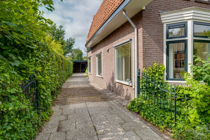 Foto 24 van Emmastraat 8