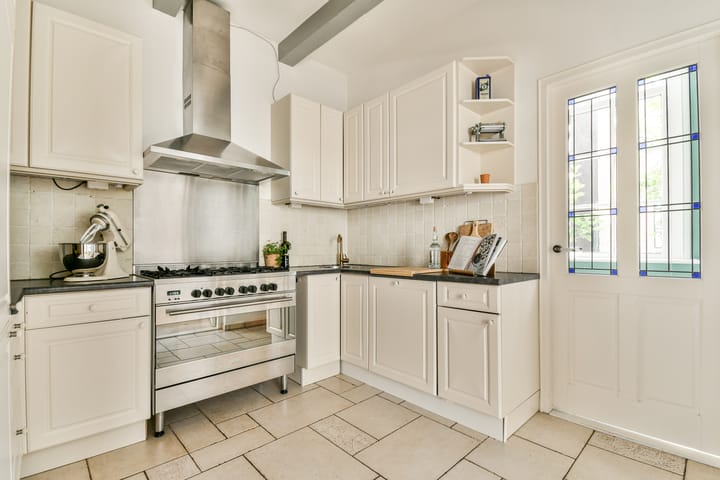 Foto 8 van Middenstraat 18