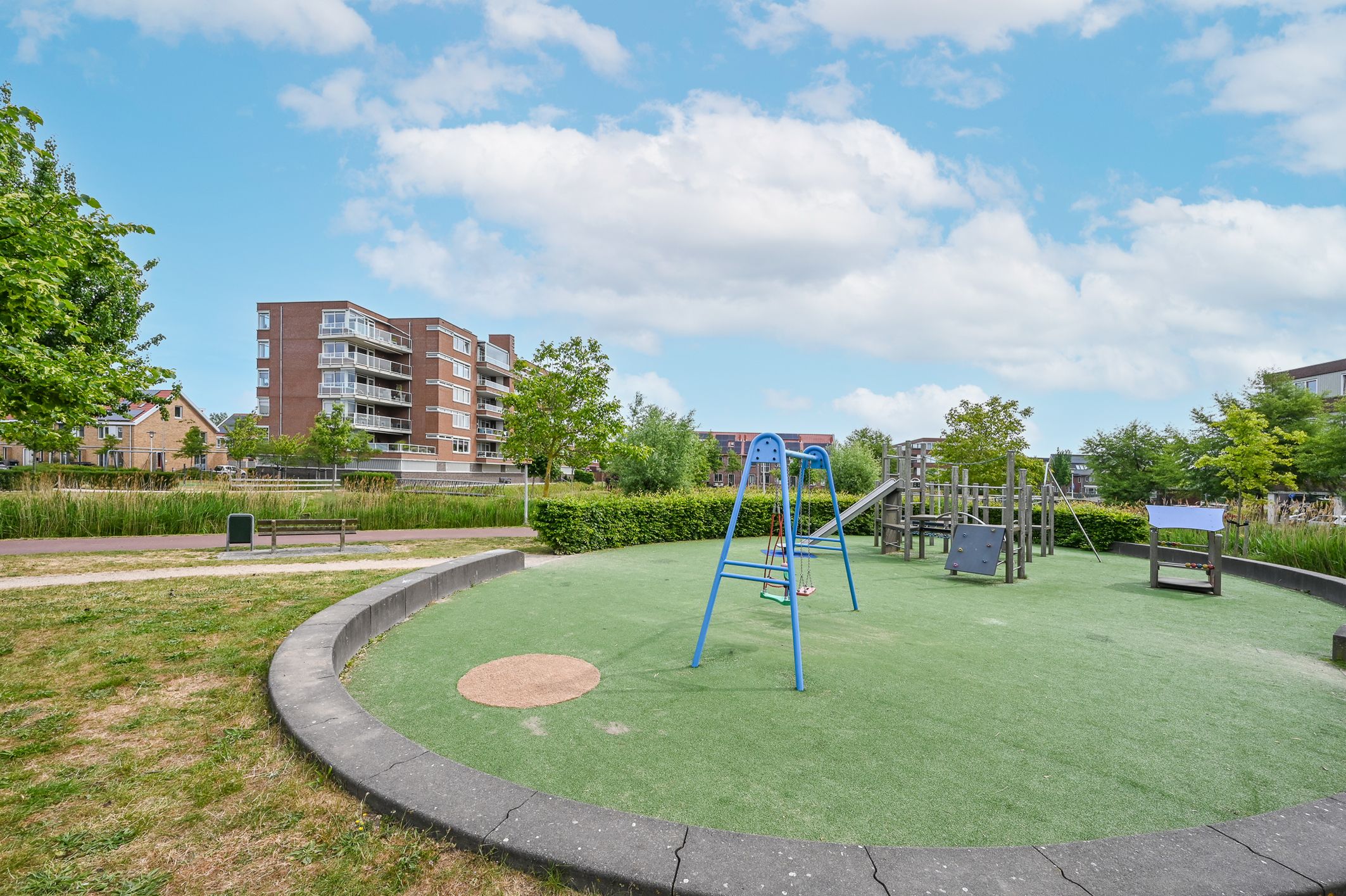 Foto 36 van Raad van Europastraat 63