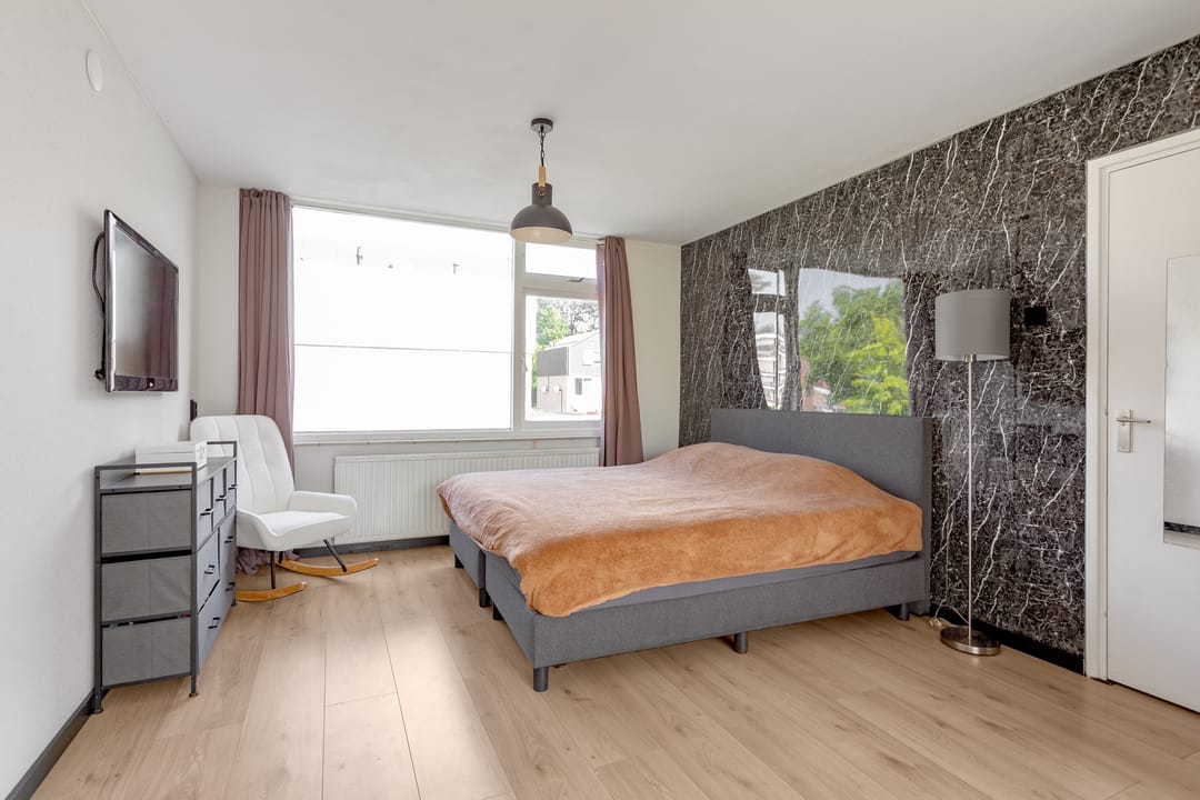 Foto 23 van Pinksterbloemweg 95