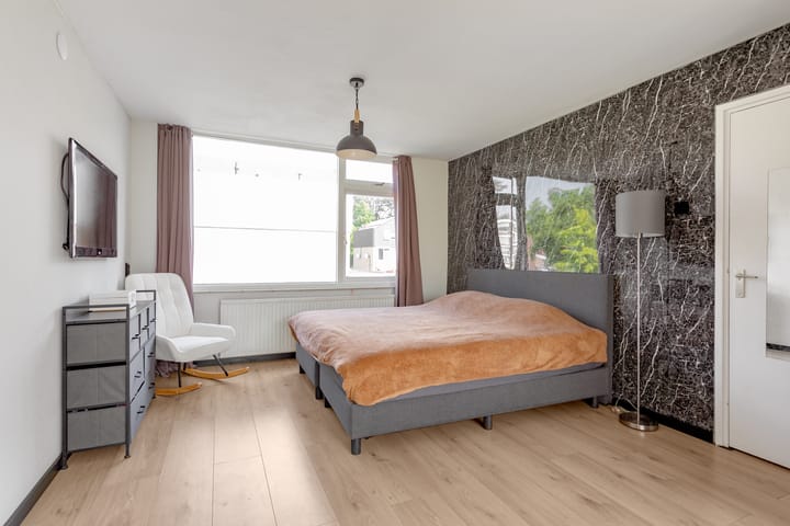 Photo 23 of Pinksterbloemweg 95