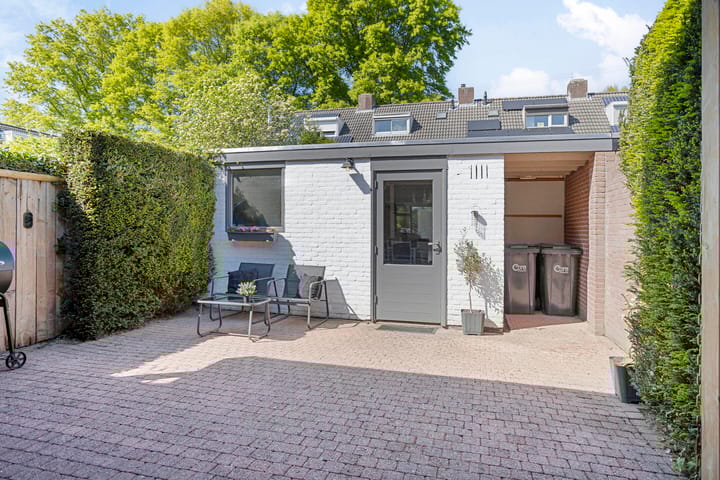 Foto 30 van Adelaertstraat 29