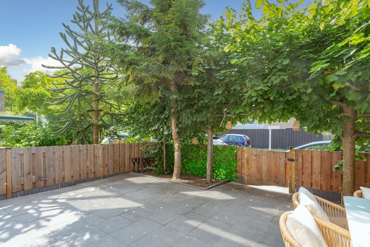 Photo 40 of Pinksterbloemweg 95