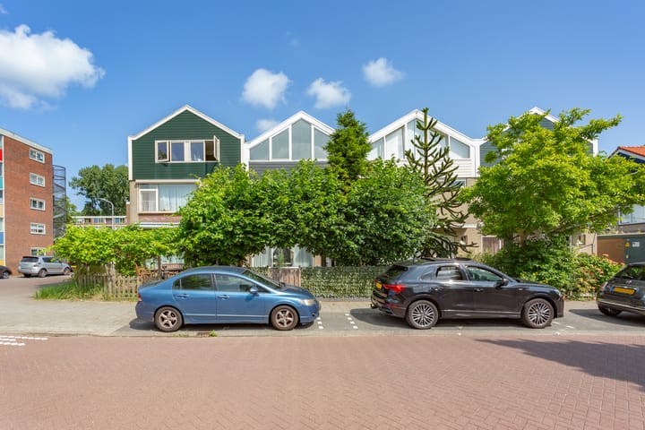 Photo 41 of Pinksterbloemweg 95