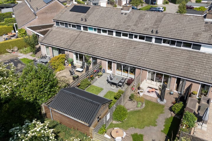 Foto 2 van Taniaburg 54