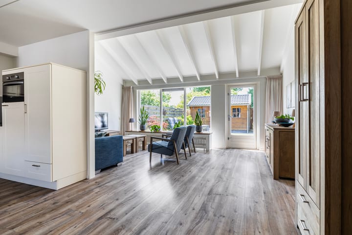 Foto 3 van Taniaburg 54