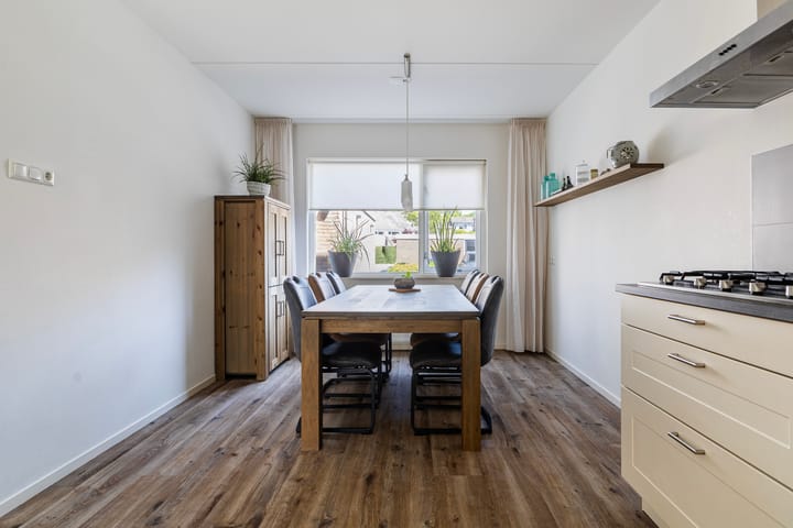 Foto 15 van Taniaburg 54