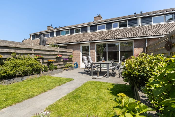 Foto 28 van Taniaburg 54