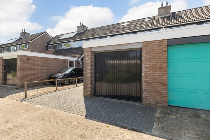 Foto 44 van Taniaburg 54