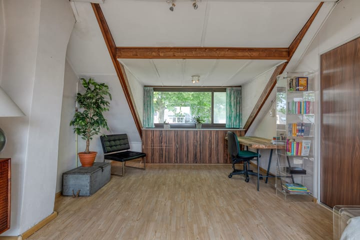 Foto 18 van Planetenbaan 663