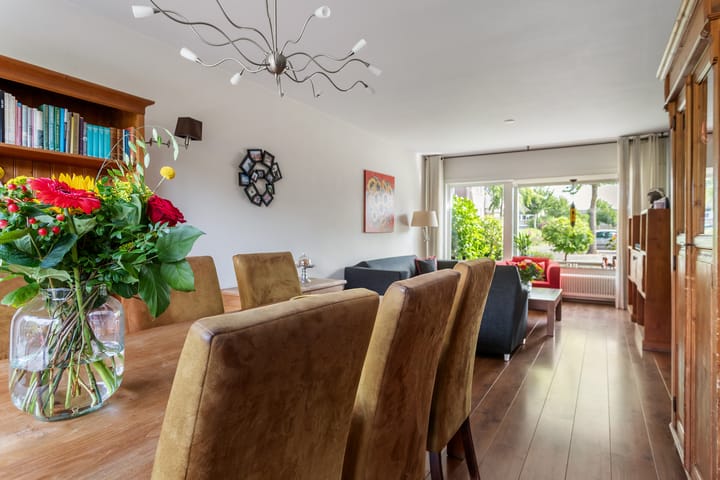 Foto 10 van Prof. dr. J. Tinbergenweg 9