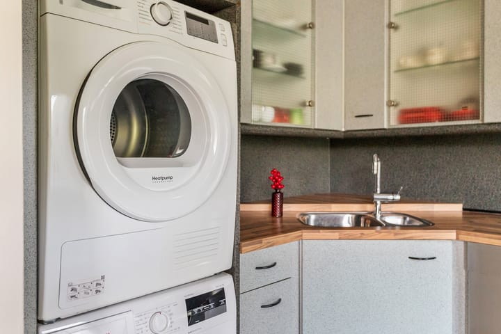 Foto 15 van Prof. dr. J. Tinbergenweg 9