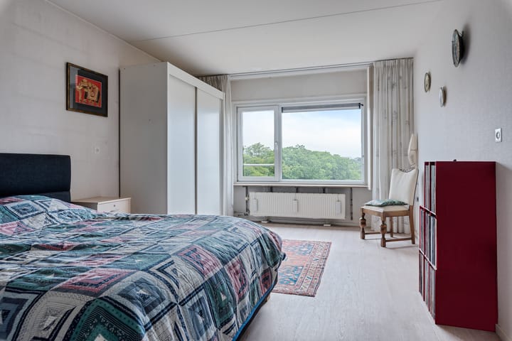 Photo 27 of Loolaan 27-69