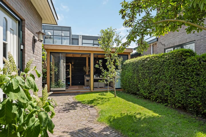 Photo 32 of Tweede Stationsstraat 222