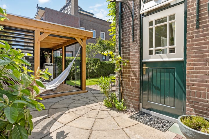 Photo 37 of Tweede Stationsstraat 222