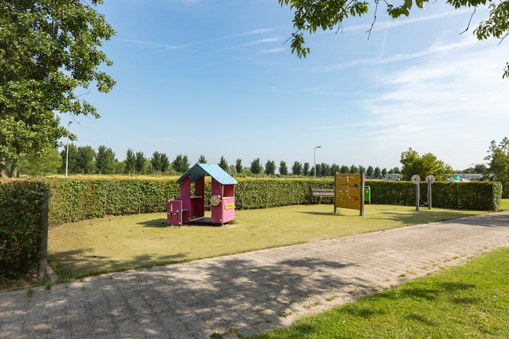 Photo 44 of IJmeerstraat 83