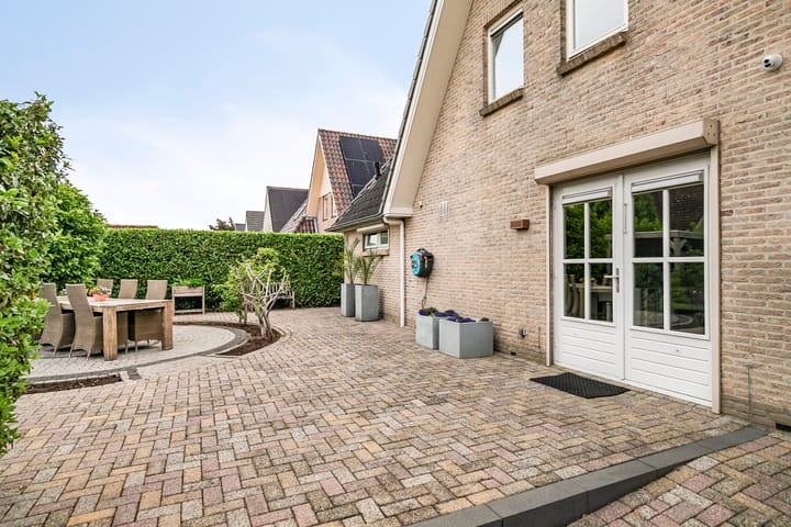 Photo 38 of Zeekraal 67