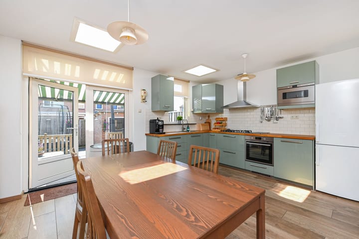 Foto 14 van Witte de Withstraat 9