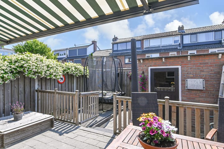 Foto 21 van Witte de Withstraat 9