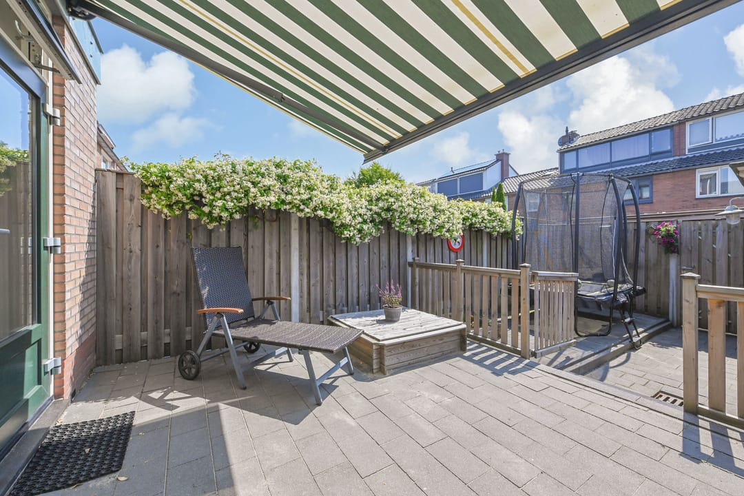 Photo 23 of Witte de Withstraat 9