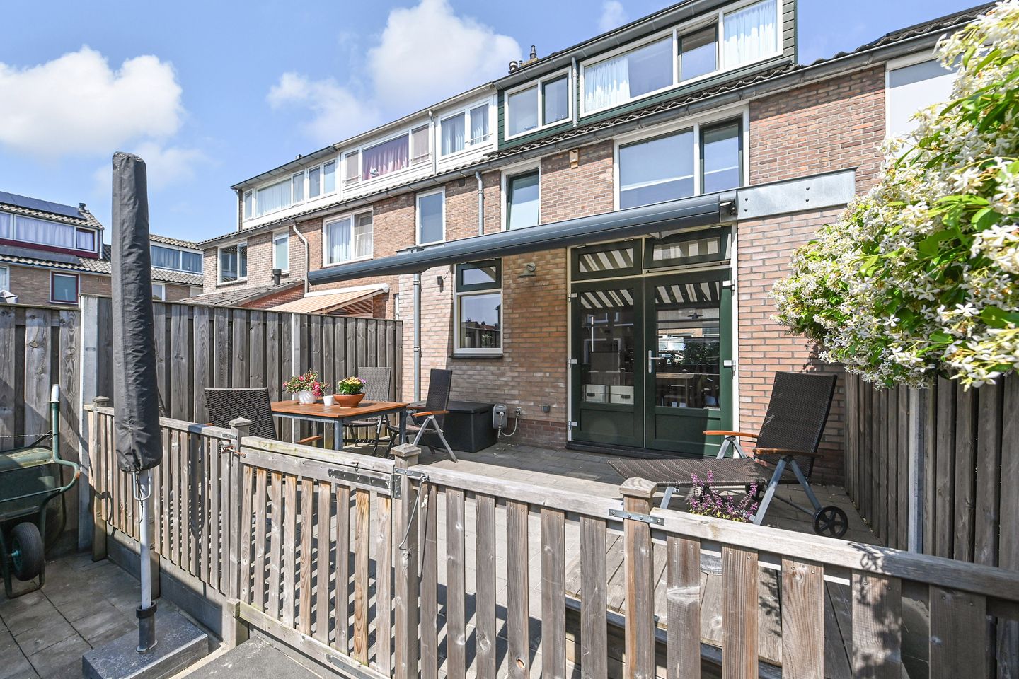 Photo 25 of Witte de Withstraat 9