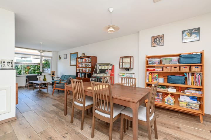 Foto 27 van Witte de Withstraat 9