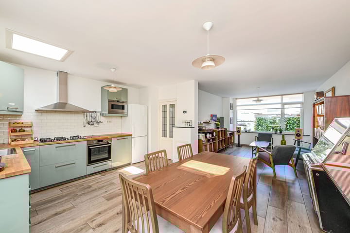 Foto 28 van Witte de Withstraat 9