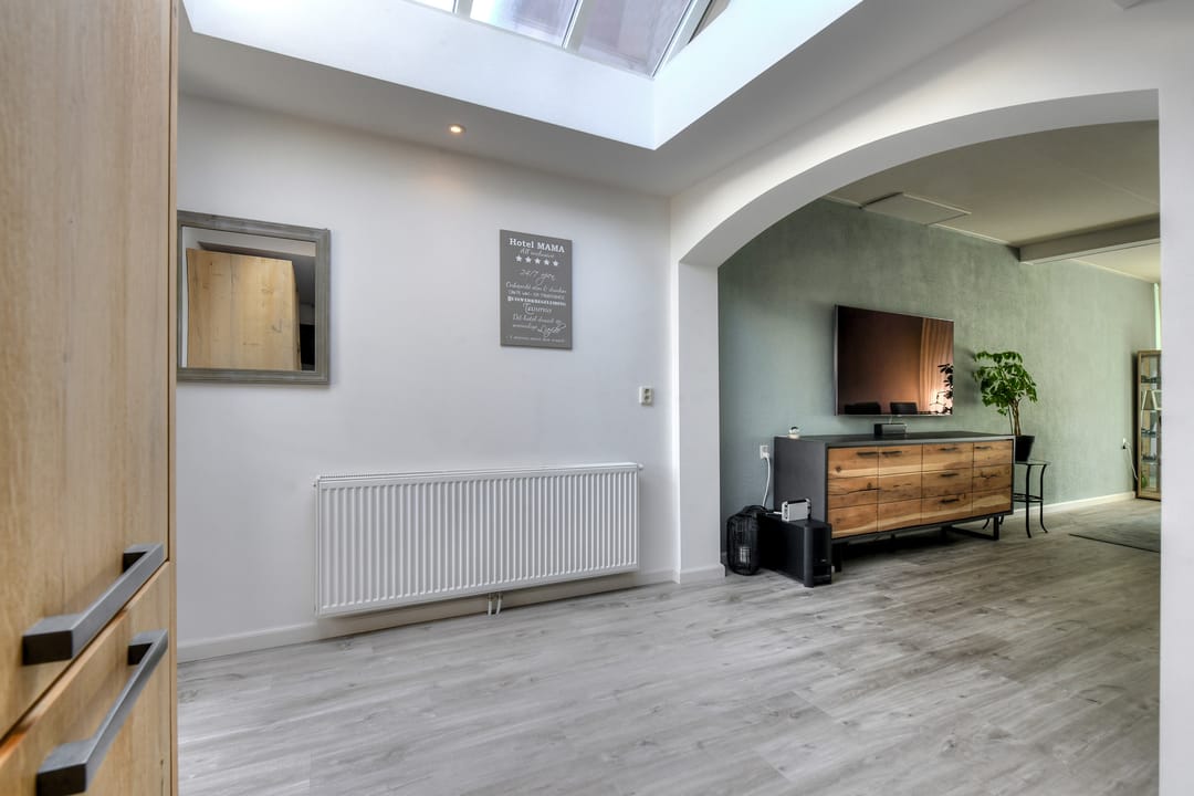 Photo 16 of Catharinastraat 13