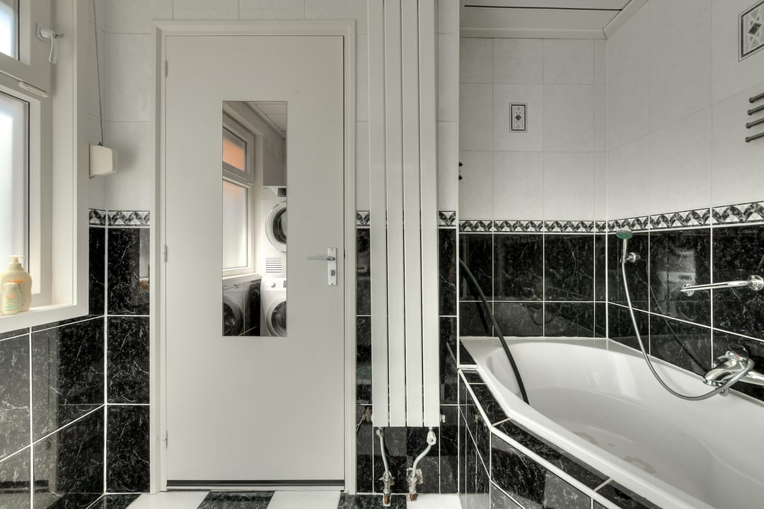 Photo 22 of Catharinastraat 13