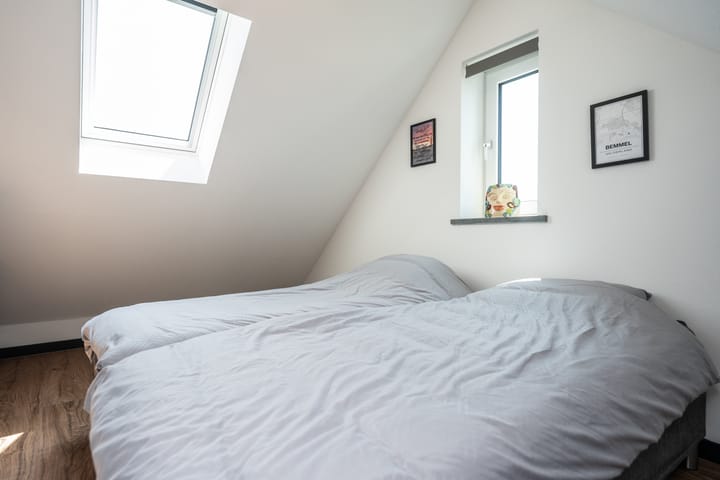 Foto 42 van Joan Hodshonstraat 12