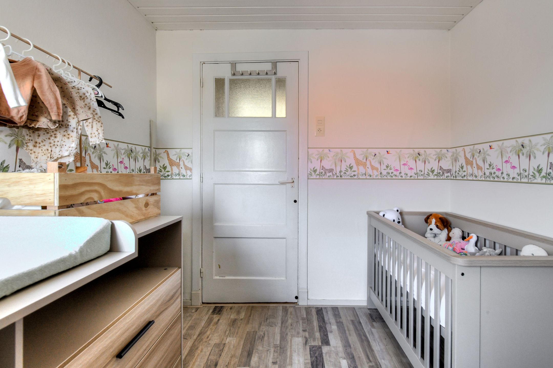 Photo 36 of Catharinastraat 13