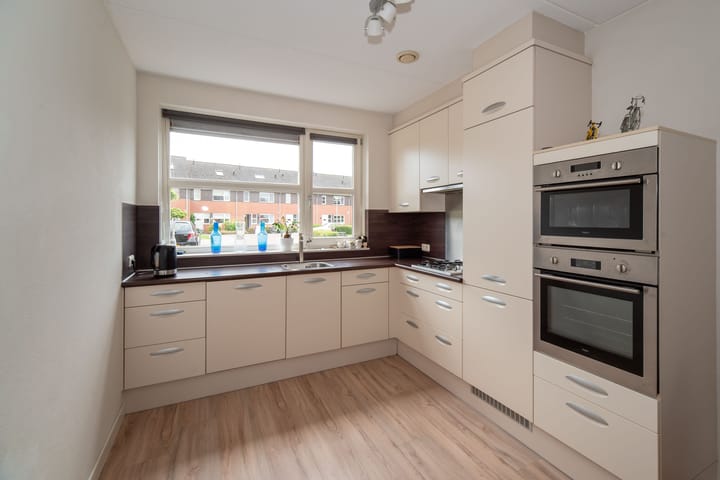 Foto 11 van Fluitekruid 69