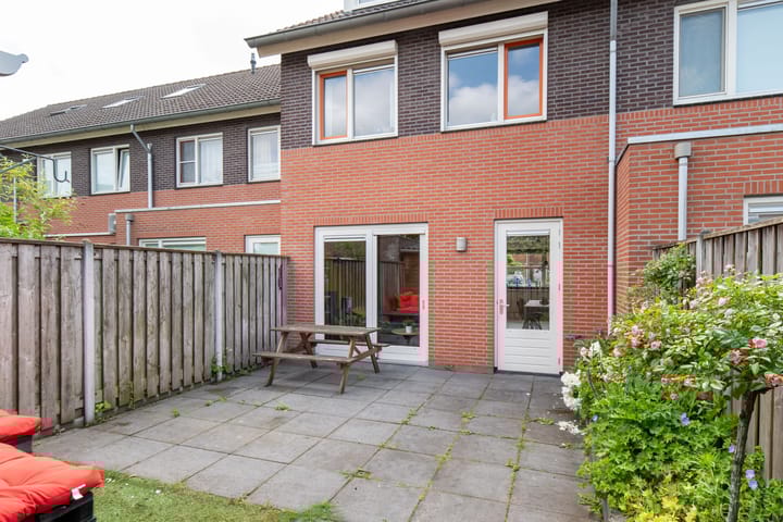 Foto 32 van Fluitekruid 69