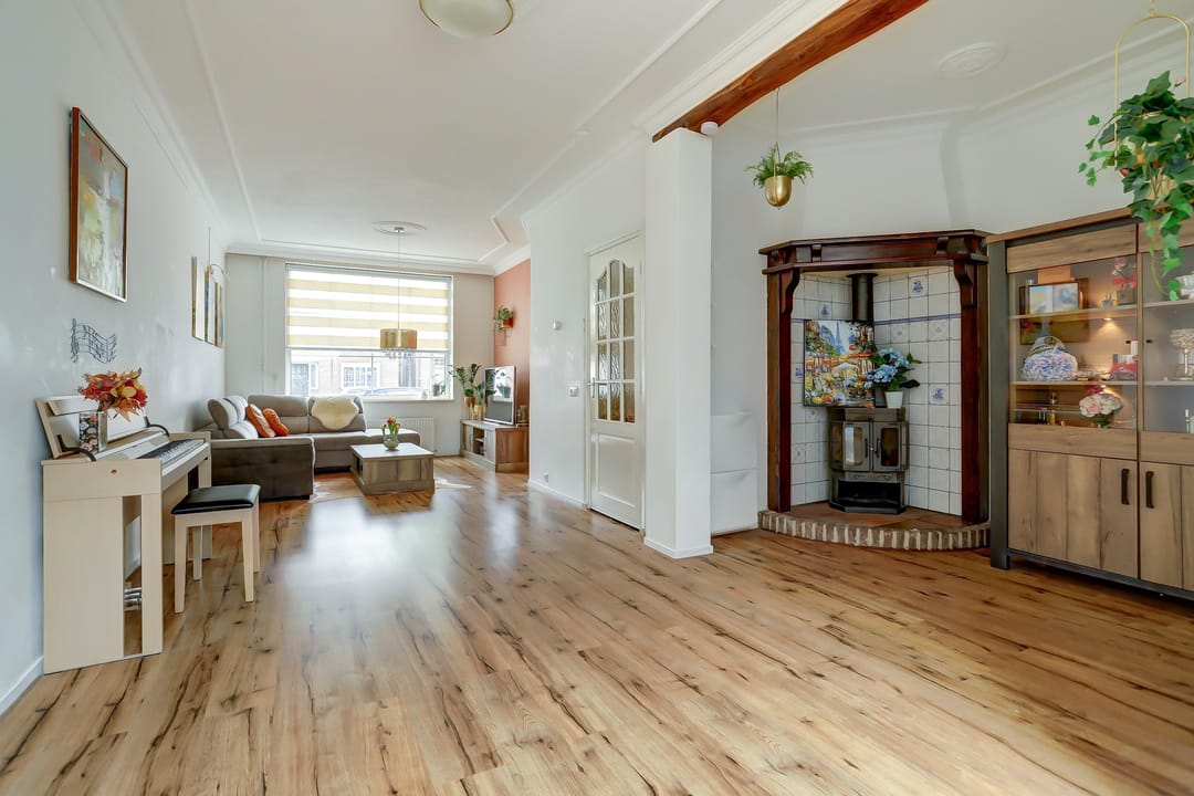 Foto 8 van Zeelsterstraat 106