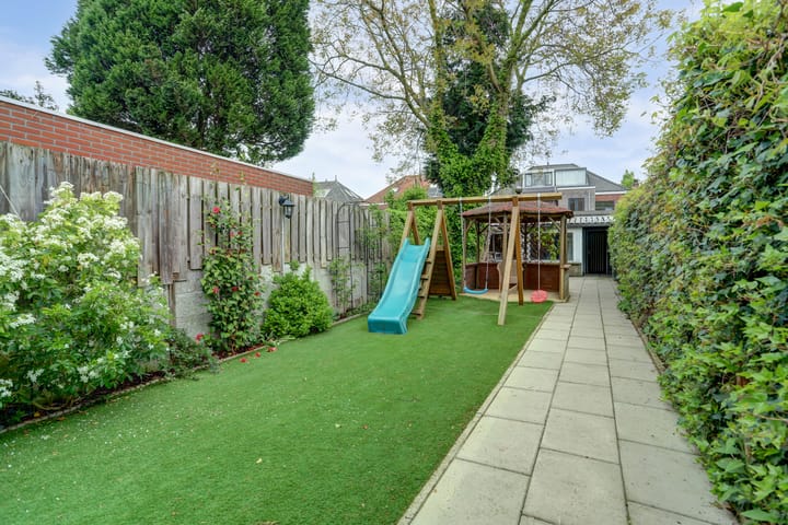 Foto 39 van Zeelsterstraat 106