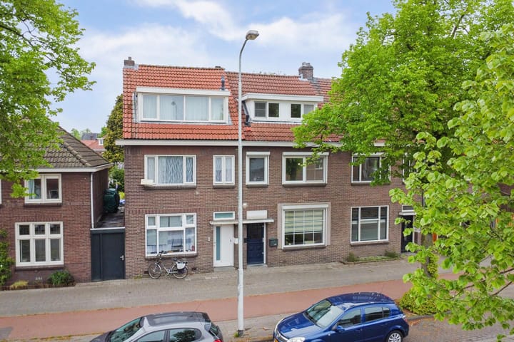 Foto 47 van Zeelsterstraat 106