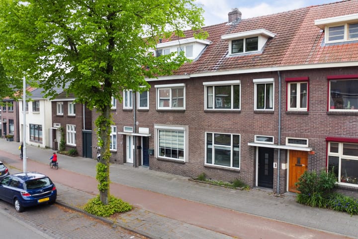 Foto 49 van Zeelsterstraat 106