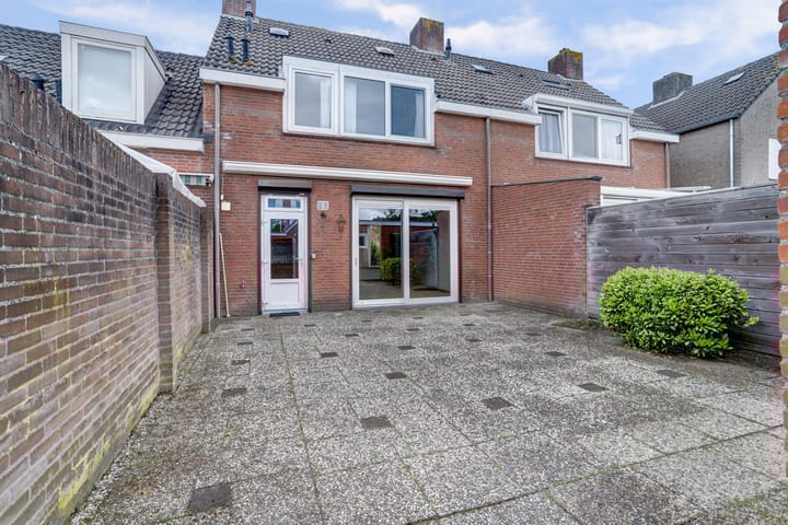 Foto 29 van Papenstraat 9