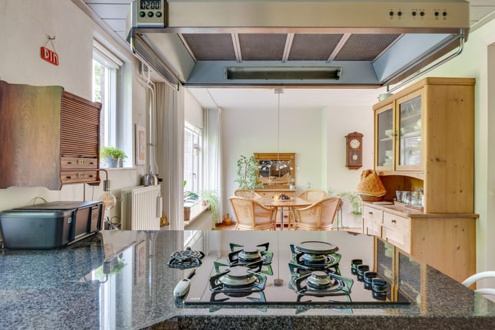 Foto 19 van Staringstraat 11