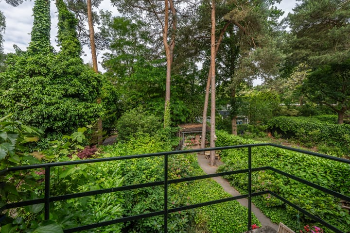 Foto 32 van Staringstraat 11