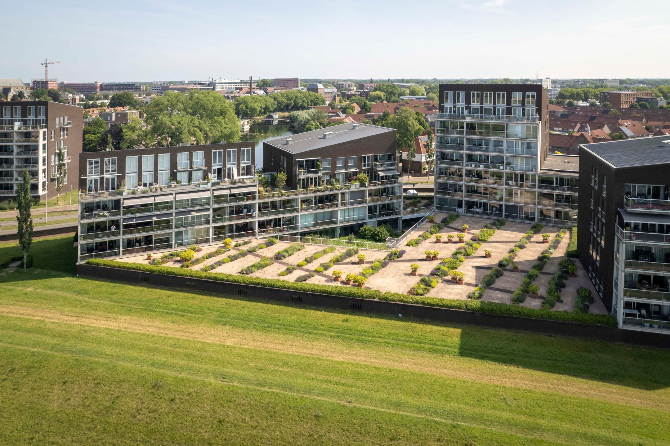 Foto 24 van Pothoofd 50