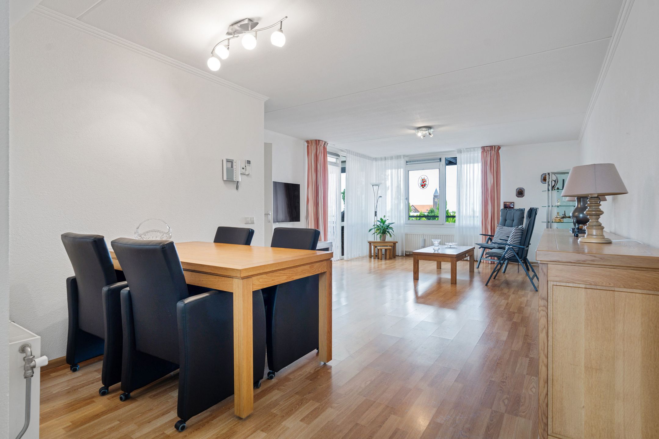 Foto 12 van Dorpstraat 105